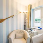 Inselhotel Arfsten 호텔 4*