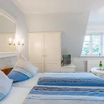 Inselhotel Arfsten 호텔 비크아프포르