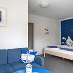 Inselhotel Arfsten 4* 비크아프포르